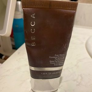 Becca Ever-Matte Poreless Perfecting Primer